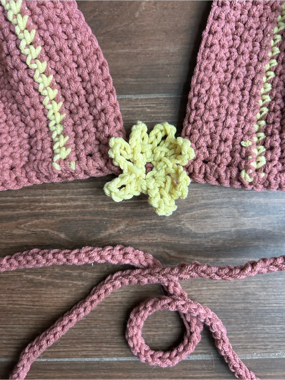 Crochet bikini top - Picture 2 of 4